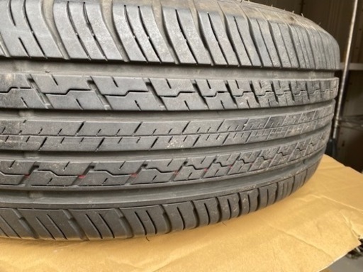 レクサスNX  タイヤ　225-65R-17インチ