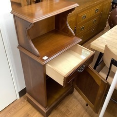 karimoku カリモク 電話台 コロニアル【トレファク 川越店】 karimoku カリモク 電話台 コロニアル【トレファク 川越店】