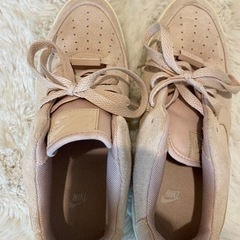 NIKE スニーカー