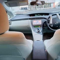 トヨタプリウス30前期の画像