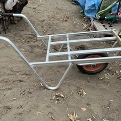 一輪車 農機具の画像
