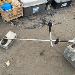 刈り払い機 草刈機 農機具 肩掛けベルト付き