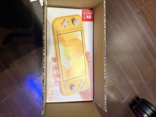 任天堂 Nintendo Switch Lite イエロー