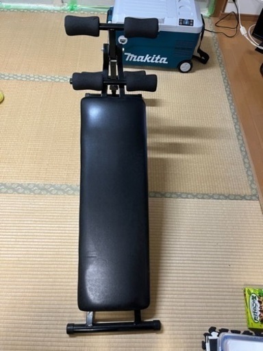腹筋マシーン