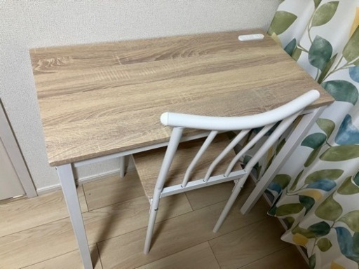 コンセント付きデスク\u0026イス