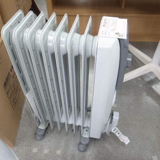 デロンギ オイルヒーター RHJ10F0812 【モノ市場半田店】151