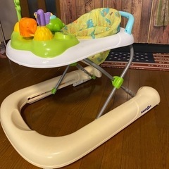 ベビーザラス☆歩行器の画像