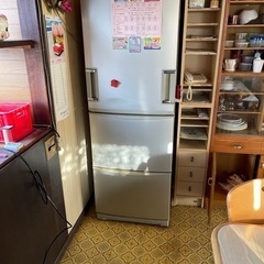 無料であげます、冷蔵庫、洗濯機、その他多数