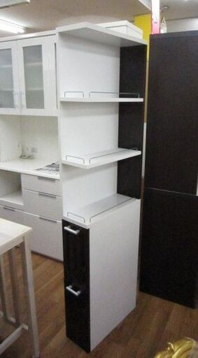 R052　すき間家具、スリム収納家具、幅20cm