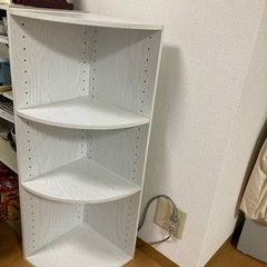 ニトリ　カラーボックス　白