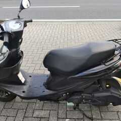アドレスＶ１２５Ｓ　リアライズ製チタンマフラー付・バッテリー・Ｒブレーキ新品の画像