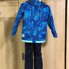 お取引中　キッズ　スキーウェア　サイズ140