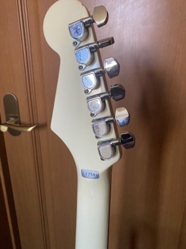FERNANDES フェルナンデス ストラト エレキギター 中古 ホワイト 白