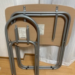 折り畳みテーブル　椅子の画像