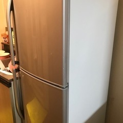 SHARP 冷蔵庫　引越しの為譲りますの画像
