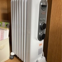 デロンギ オイルヒーター 美品の画像