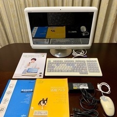 【超美品】富士通　FMVらくらくパソコン3 ESPRIMO FH/R3 FMVFR3の画像