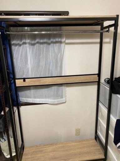 ●決まりました● 現地引取り可能な方 衣類 ハンガーラック 1年使用
