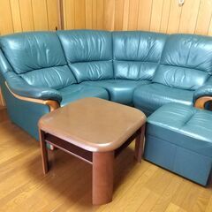 ソファー　３人掛け　オットマン　専用テーブル　＊お値下げしました