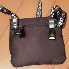 ナイロンポーチの画像