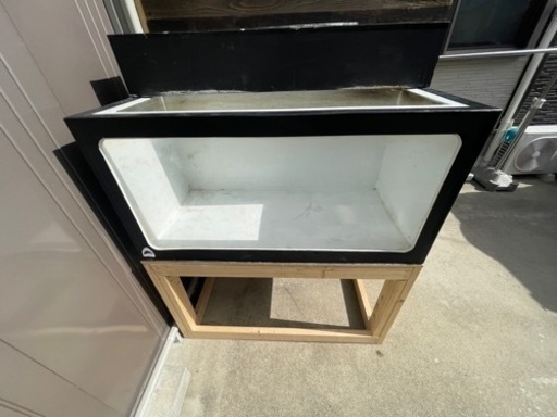 早めに取りに来れる方優先！FRP水槽 水槽台 120cm縦横60cm 1200×600
