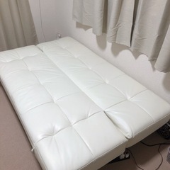 【2/26までの限定】一人暮らしなどに便利なソファーベッドの画像