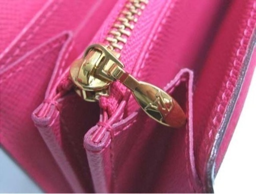 LOUIS VUITTON ポルトフォイユ・サラ　M93747