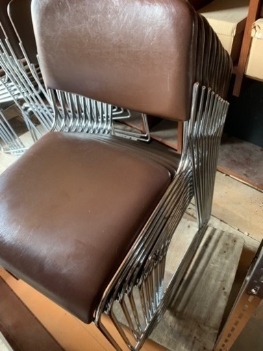 内田洋行　スタッキングチェア　まとめて40脚