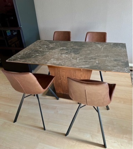 ALETTA（アレッタ）エクステンションダイニングテーブル　セラミック天板　椅子つき