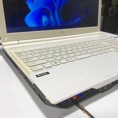 FUJITSU LIFE book  A H 42/j  Windows11 pro 64 の画像