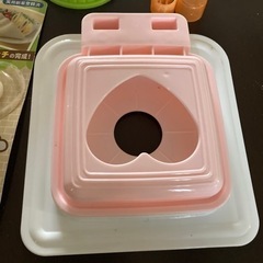 サンドイッチメーカー＆ペットボトル用付属コップ＆ソーセージ飾り切りセットの画像