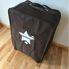 新品未使用・大型スーツケース・カギ・収納カバーつき　取引中の画像