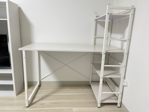 IKEAデスク　パソコンデスク　デスク収納棚