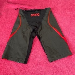 超美品！アリーナ　arena  タフスーツ　水着　パンツ　男の子
