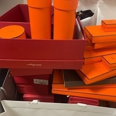 ブランドの紙袋や箱まとめて　【受付一旦終了】