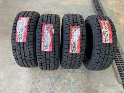 TOYOトーヨー　スタッドレス　2022年製　新品　205/55R16