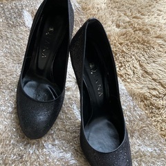 【受け渡し予定者決定】ダイアナ　黒　パンプス　22.5