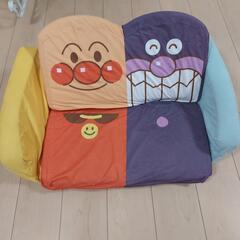 決定。アンパンマンソファー