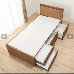 【美品】ニトリ　コンセント付きシングルベッド　収納の画像