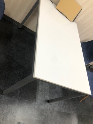 会議テーブルです！サイズ違い2セット！用途は様々！