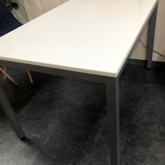 会議テーブルです！サイズ違い2セット！用途は様々！