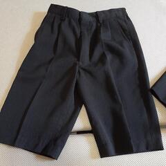 ポケモン？のスーツ130の画像