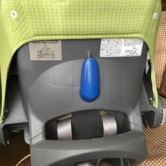 《お取引先決定♪》軽いです☆ コンビ チャイルドシート ベビーシート 持ち運び 黄緑色の画像