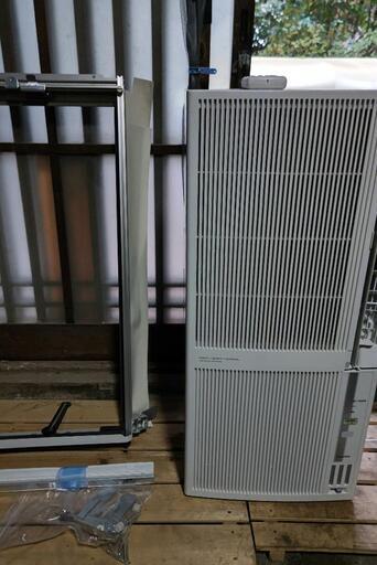 お話中　コロナ窓用冷暖房エアコン2021年製