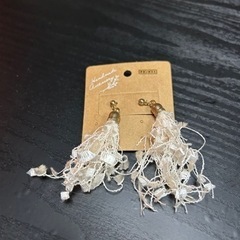 🌈 No.139.白布地ピアス✨新品未使用✨こんなん出てきましたわ‼️