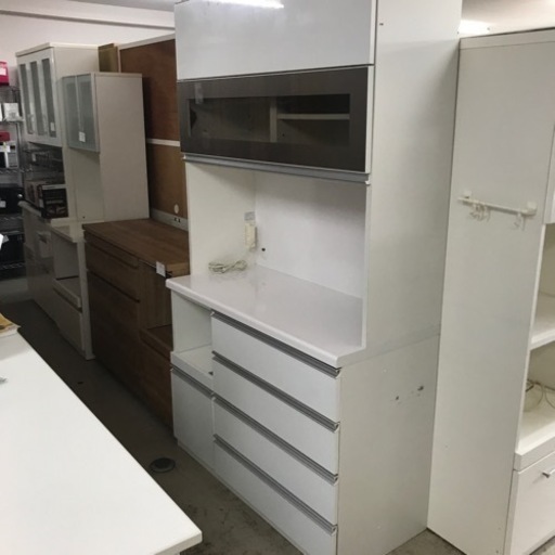 取引場所　南観音　A 2302-499 ダイニングボード　汚れ　キズ　一部めくれ　ビス穴跡あります。