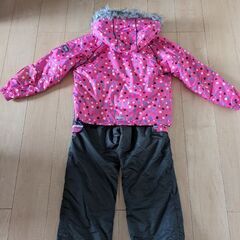 【美品】スキーウェア上下　サイズ140　(約125〜145cm)　キッズ　サイズ調整可能　ピンクの画像