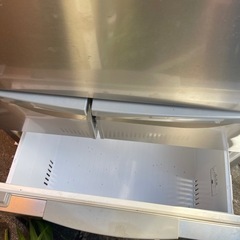 冷蔵庫4ドアの画像