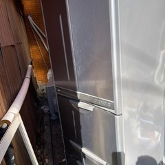 冷蔵庫4ドアの画像