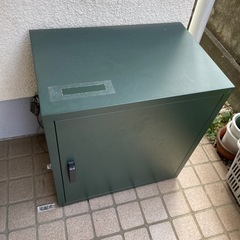 宅配ボックス